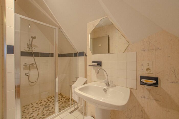 La Petite Maison.jpg La Petite Maison