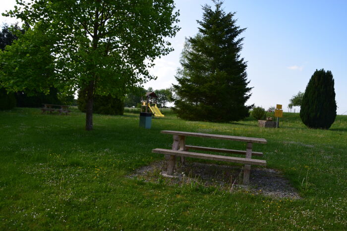 Aires de Pique-Nique à Vosnon Crédit OTOA (1).JPG OTOA