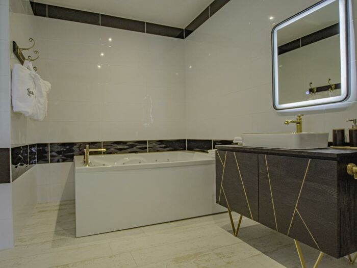 Chambre 5 sdb © Gîtes de France Aube.jpg © Gîtes de France Aube