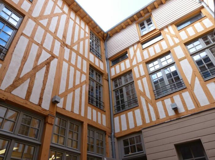 Synagogue Rachi.JPG Visite commentée de la Synagogue Rachi