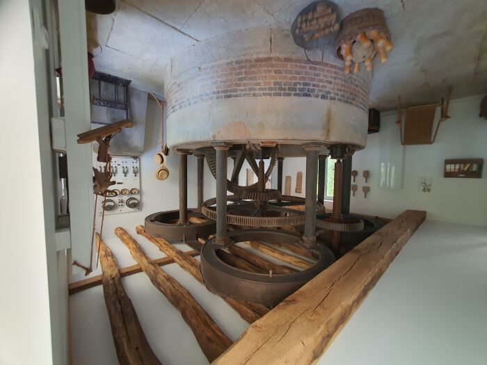 Le Moulin de la Vanne à Saint Benoist ©Tabéa Posteaux