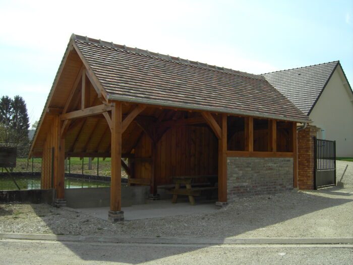 Salle hors sacs Bourg de Partie NEUVILLE.JPG OTOA