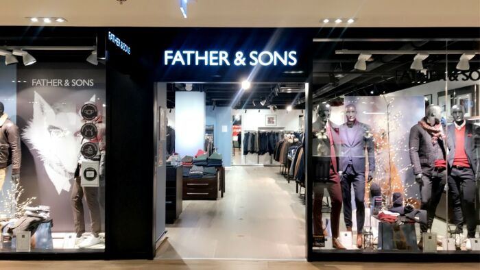 FATHER AND SONS.jpg Marques Avenue Troyes