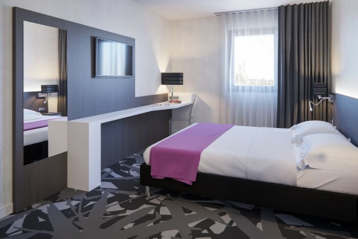 HD Cam005.jpg KYRIAD TROYES